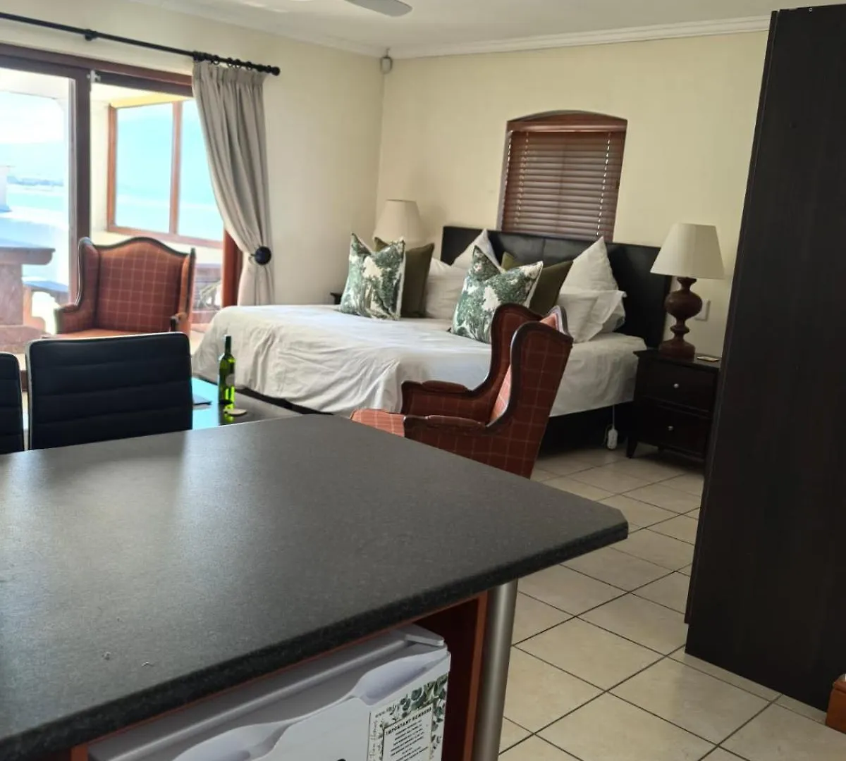 Berg En Zee Guesthouse Gordonʼs Bay Konukevi